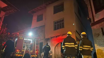 Safranbolu’da 2 katlı müstakil evde yangın paniği