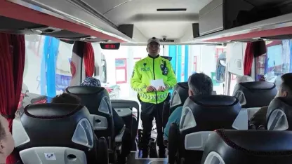 Sinop’ta polisten yolculara ’kemer’ uyarısı