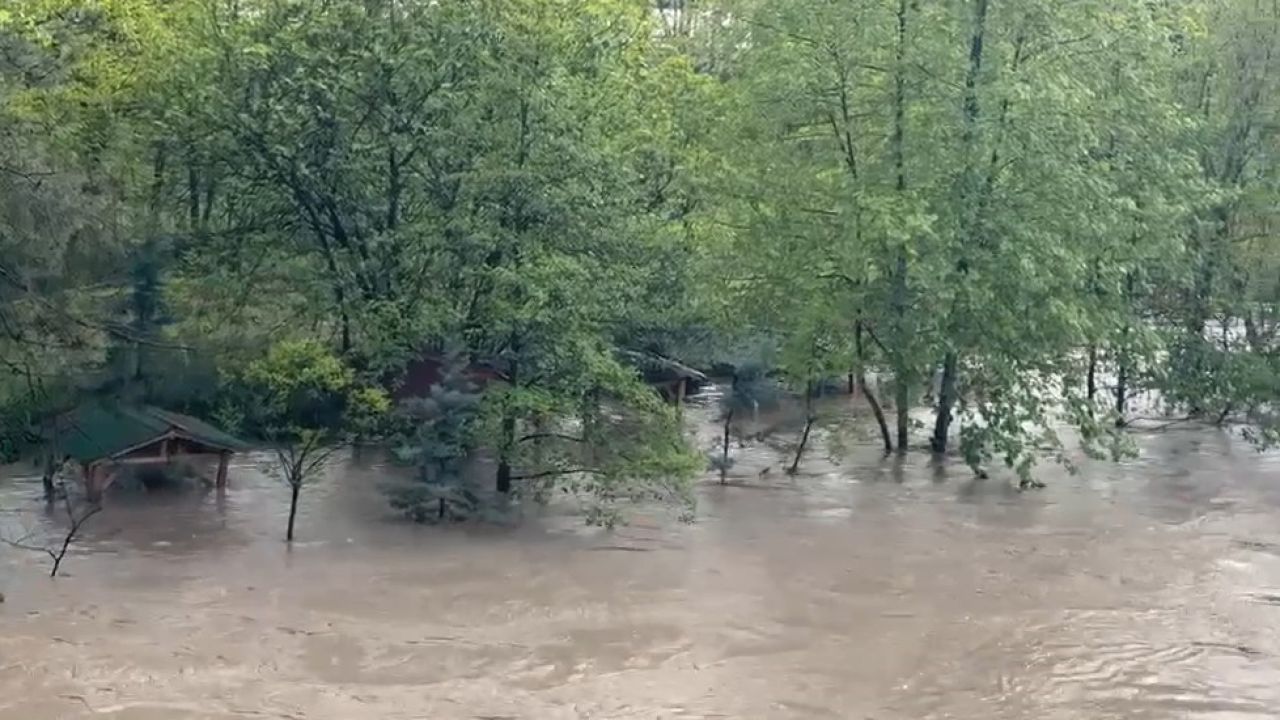 Tokat’ta yazın serinleten kamelyalar sular altında kaldı