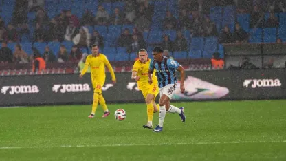 Trendyol Süper Lig: Trabzonspor: 0 - Göztepe: 1 (İlk yarı)