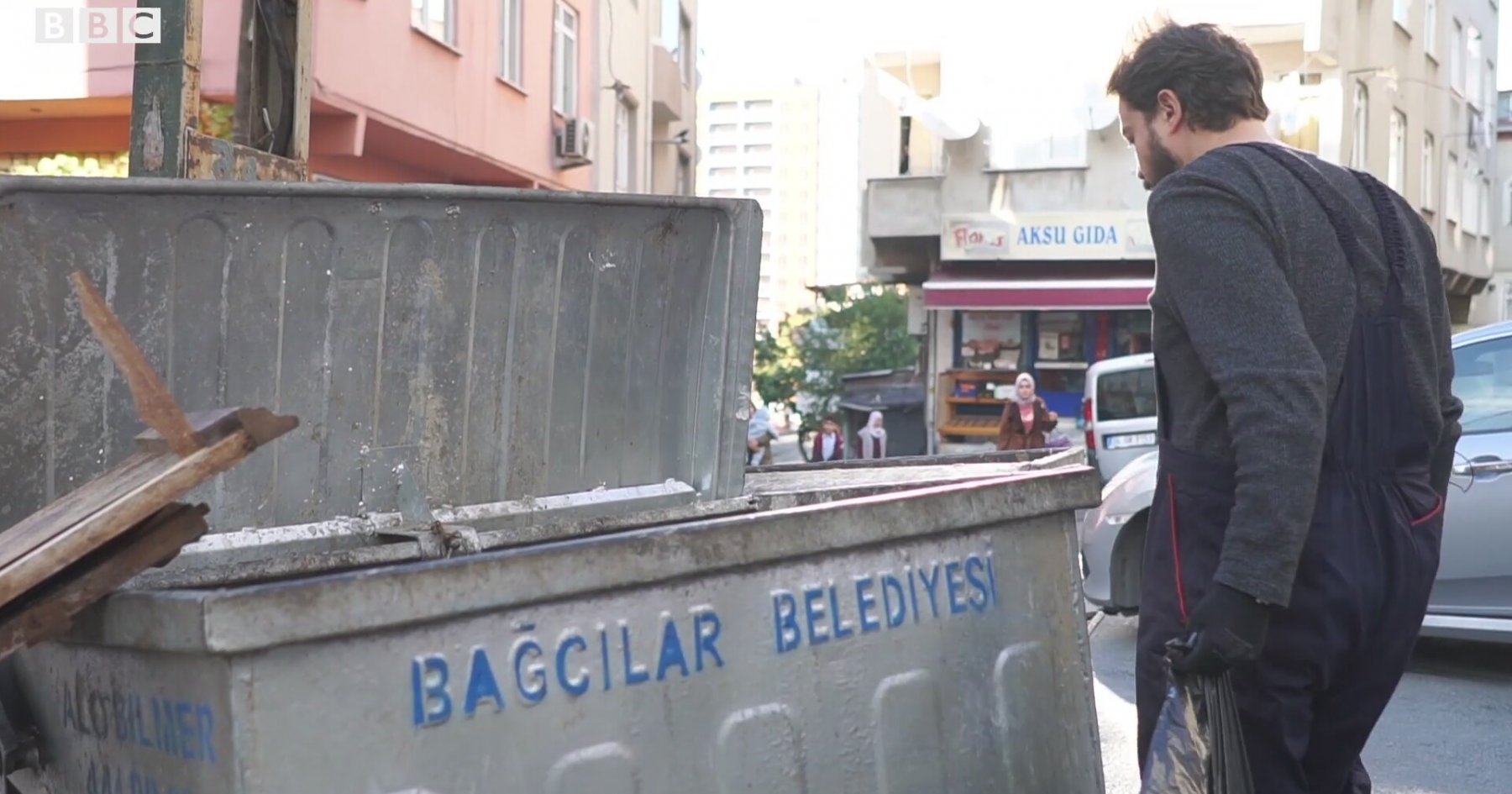 Çöplerden semt analizi: Bağcılar - Etiler